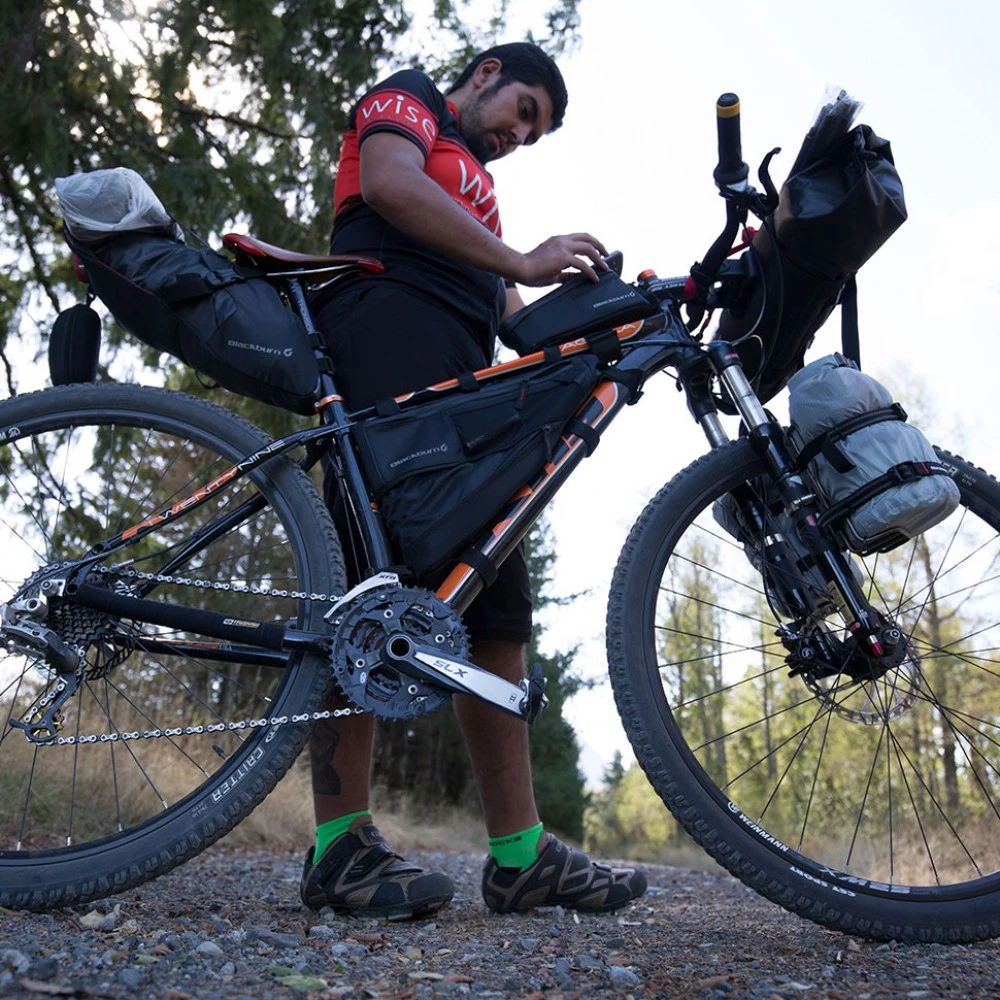 Blackburn OUTPOST Seat Pack & Drybag – Image 5