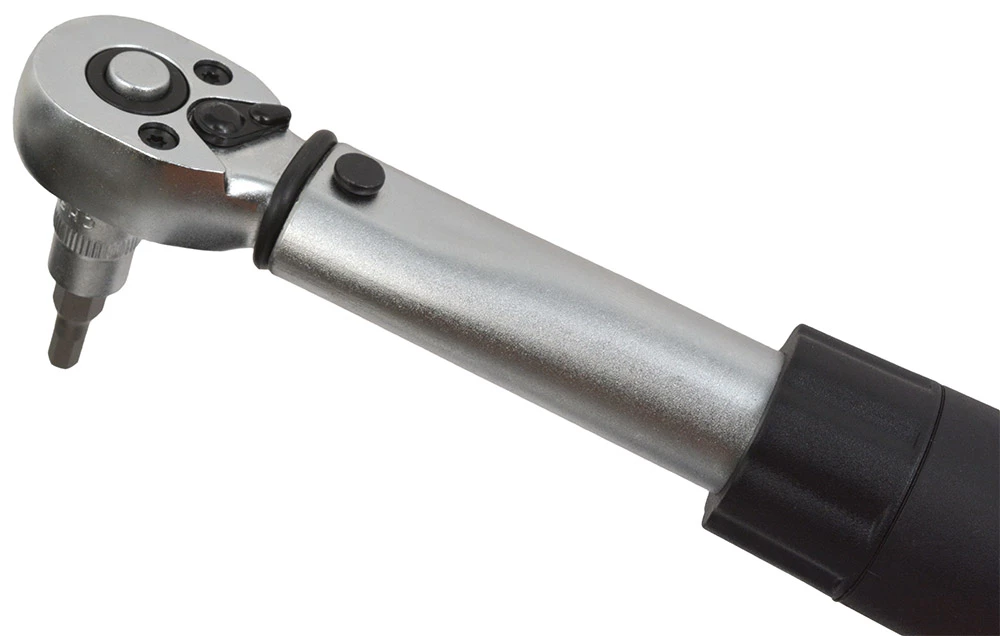 Radon Clé Dynamométrique Comp 1/4" 2-24 Nm + Sélection D'embouts 9 Pièces – Image 2