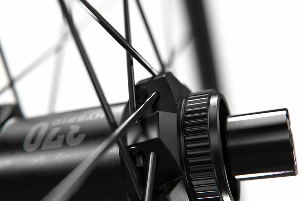 Dt-swiss Roue Avant HU 1900 Spline® 27,5" 35mm CL Boost – Image 3