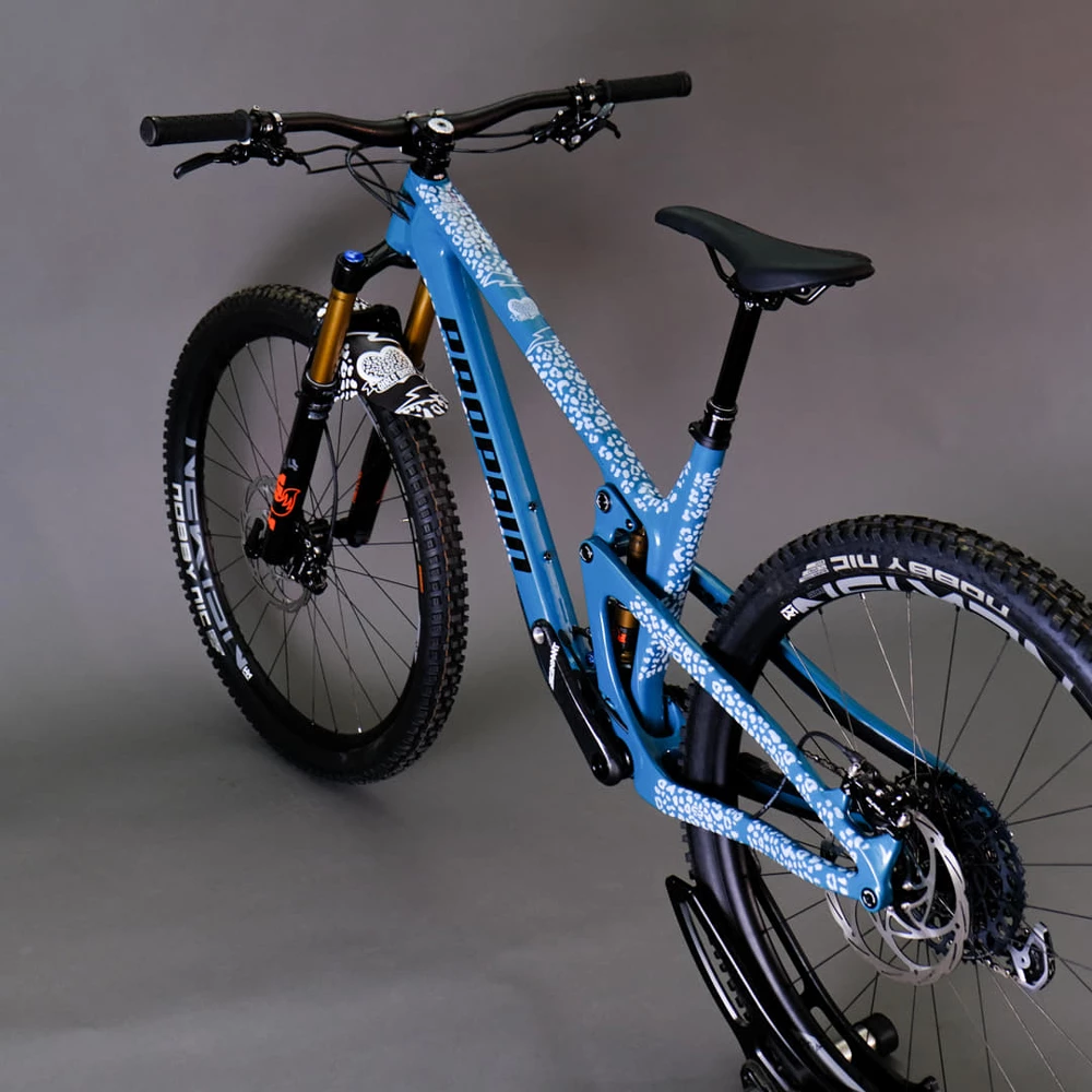 Unleazhed Unscratch Frame Film De Protection Pour Cadre - Bine Herzog White Glossy – Image 6